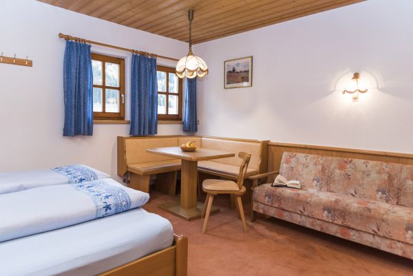 Apart Lukas Ischgl